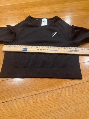 Gymshark black long sleeve crop top size small . thumbnail 3