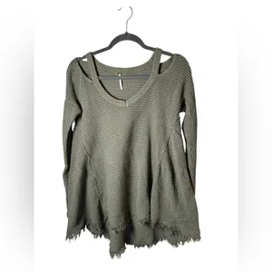 Free People Distressed Waffle Knit‎ Cold Shoulder Sweater Small Olive Green thumbnail 2