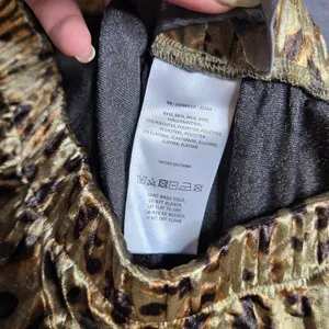 anthropologie Mare Mare Cheetah Velvet Pants Size: L thumbnail 4