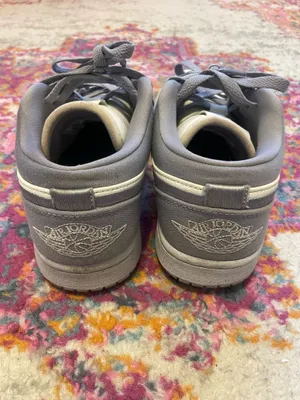 Nike Jordan 1 Low SE Women’s thumbnail 3