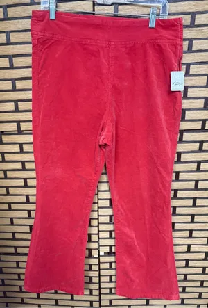 Free people red crops size large thumbnail 1