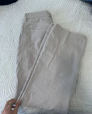 Abercrombie Curve Love High Rise Loose Jean thumbnail 5