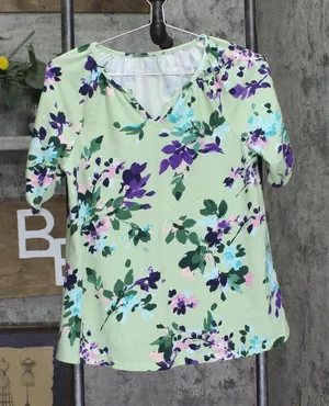 Denim & Co. Womens Printed Favorite Jersey Split Knit Shirt Fresh Sage Green 2XS thumbnail 1