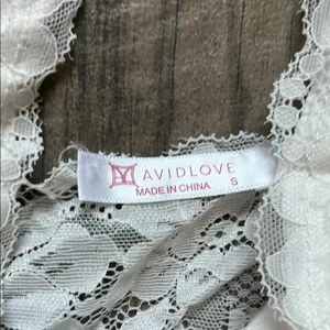 Elegant White Lace Dress thumbnail 2