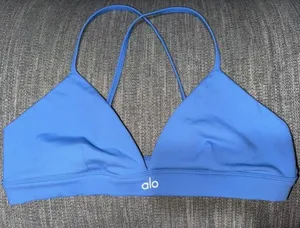 ALO yoga splendor bra crystal clear blue size Large thumbnail 1