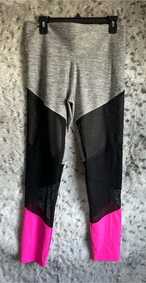 80. Pink vs large bonded legging nwot thumbnail 1