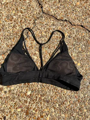 Victoria’s Secret Strappy Workout Sports Bra Black Low Impact XS thumbnail 3