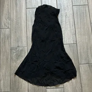 Elegant Black Midi Skirt thumbnail 4