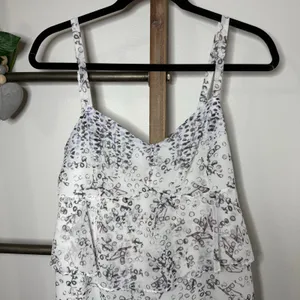 Cabi Style 272 On the Clock Tiered Print Cami Size Medium‎ thumbnail 4
