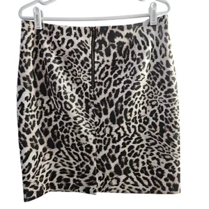 CAbi Women's Leopard Print Pencil Skirt Size 8 thumbnail 2