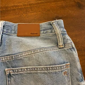 Madewell The Mom Jean 26 Jeans Distressed Straight Leg Ripped Light Wash thumbnail 5