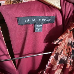 NWT Julia Jordan Floral Smocked Maxi Dress Long Sleeve Red Size 4 thumbnail 4