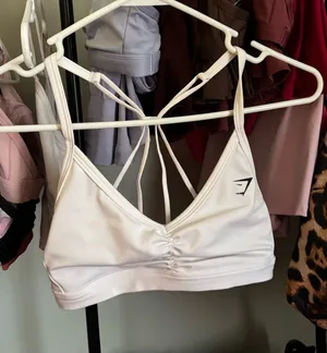 Gymshark Sports Bra thumbnail 1