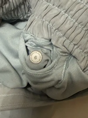 Lululemon Shorts Hotty Hot  thumbnail 5