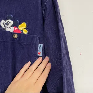 Vintage Disney Blue Corduroy Mickey & Minnie Embroidered Butterfly Down Shirt M thumbnail 6