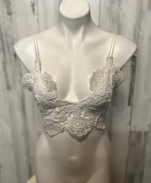 White top White thumbnail 1