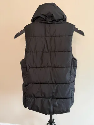 Old Navy Women's Puffer Vest, Black-XS thumbnail 2