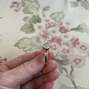Avon Elegant Gold Tone and rhinestone Women's Ring thumbnail 5