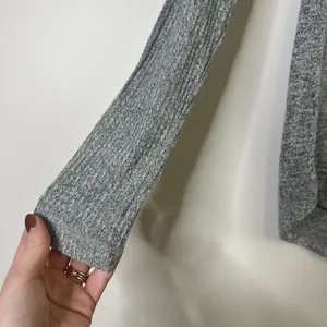 Abercrombie & Fitch Ribbed‎ Sleeve Curve Hem Heather Gray Crewneck Long Sleeve thumbnail 3