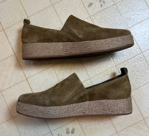 Vince Saxon 4 Suede Espadrille Wedge Platform Sneakers in Olivewood Size 7.5 thumbnail 1