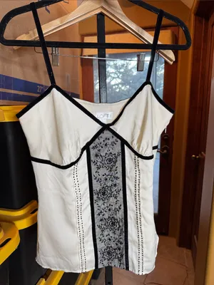 NWOT Ann Taylor LOFT Cream Satin Beaded Embroidered Velvet Trim Camisole Size 8 thumbnail 3
