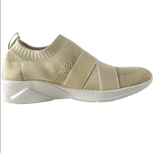 Women's lightweight sneakers Size 8.5 thumbnail 4