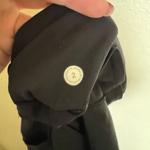 Lululemon Fast & Free shorts 6“ Non Reflective in black‎ thumbnail 5