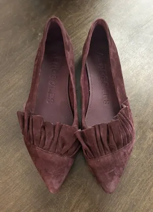 Aerosoles Women's Ruffle Suede Pointed Toe Slip-On Ballet Flats Sz 8 Burgundy thumbnail 1