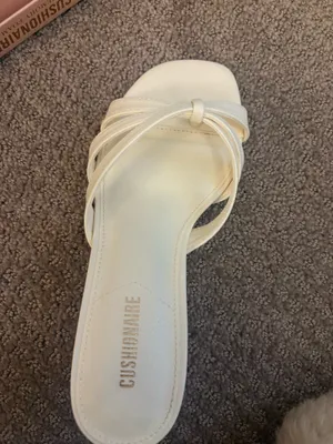 Cushionare Malta Kitten Heels - Cream 6 thumbnail 7