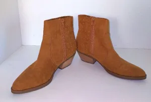 GUESS Women's 7.5M Ankle Heeled Boots Camel Color thumbnail 4