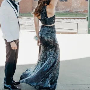 Sherri Hill Style 51662 High Slit Two Piece Sequin Dress Size 6 thumbnail 2