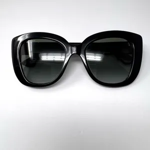 GUCCI sunglasses, made in Italy thumbnail 7