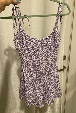 Forever 21 NWT Floral Romper thumbnail 2