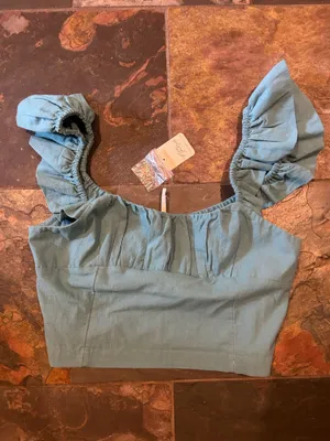 Women’s free people top  thumbnail 2