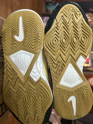 Nike Kyrie 8 Citron Tink Black Wheat Golf thumbnail 9