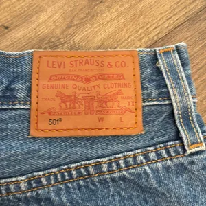 Levi’s 501 Original Fit High Rise Jean Shorts Premium No Stretch thumbnail 10