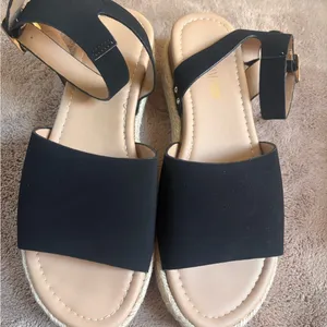 Dream Pairs Black Faux Suede Espadrille Platform Wedge Sandals Size 10 SDPW2359W thumbnail 7