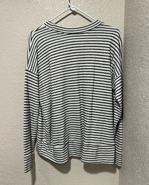 Aerie Sweatshirt thumbnail 1