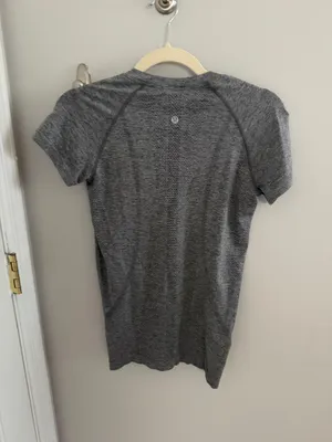 Lululemon Swiftly Tech Short Sleeve thumbnail 3