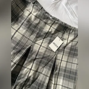 Ardene Black and White Plaid Skirt thumbnail 2