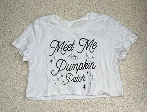 White Graphic Tee meet me at the pumpkin patch Size M thumbnail 1