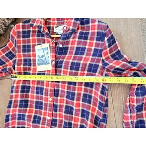 NWT Birds of Paradis Trovata Logan Henley Flannel Shirt Womens Red Blue XS thumbnail 4