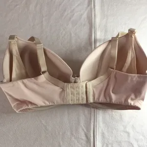 Womens Gilligan & O’Malley Nursing Bra Underwired Soft Nude Beige Size 36DDD thumbnail 3