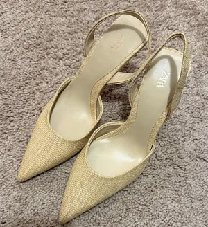 Zara Women's Beige Textured Slingback Heels thumbnail 1