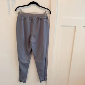 Nike Dri Fit Women's Gray Running Joggers Elastic Waist Draw Strings Size Medium thumbnail 6