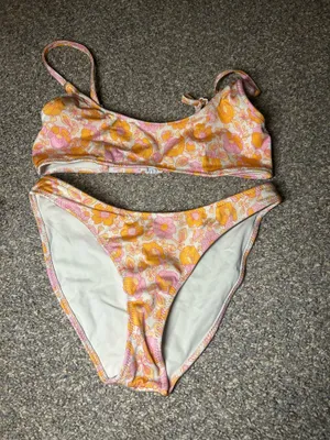 Triangl Bikini Set thumbnail 1
