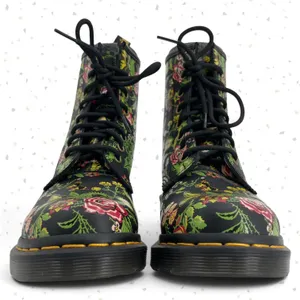 Dr. Martens 1460 Floral Bloom Venus Flytrap Butterfly Print Leather Boots Size 6 thumbnail 8