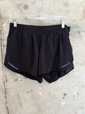 Lululemon Hotty Hot Short II Long 4", Black thumbnail 2