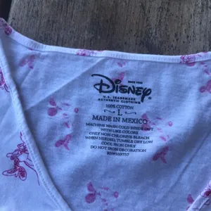 Disney Womens‎ Tee Size Large Minnie Mouse Glitter V-Neck White Pink Top Shirt thumbnail 2