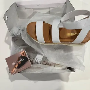 DREAM PAIRS Casual Platform Sandals - Size 9 - NEW‎ IN BOX. thumbnail 4